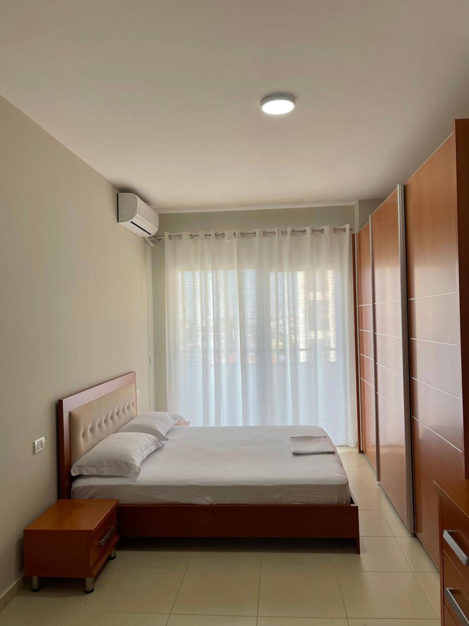 Ki Apartment Durres Bagian luar foto