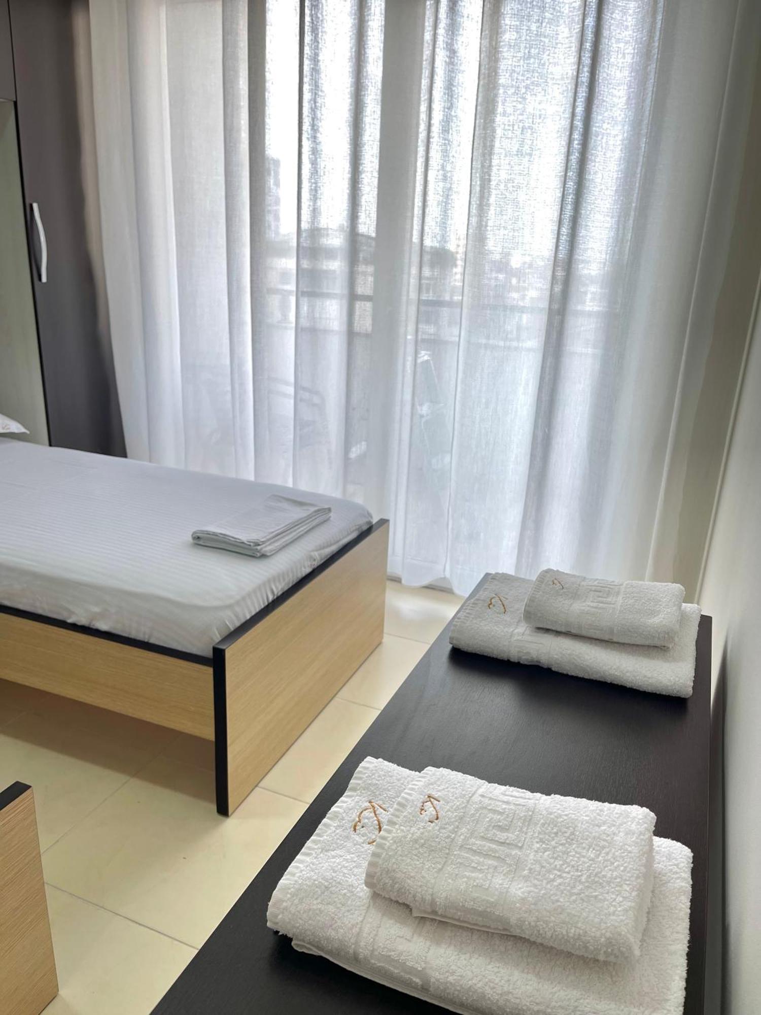 Ki Apartment Durres Bagian luar foto